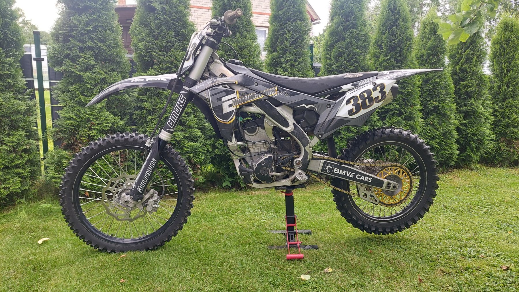 Kawasaki KX250F priekšpuse